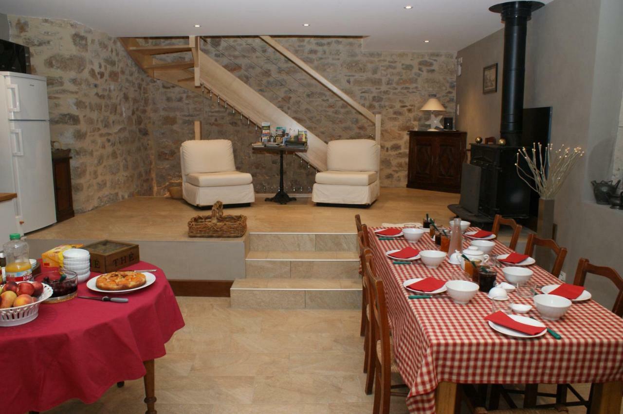 Bed and Breakfast Les Frejals Compeyre Экстерьер фото